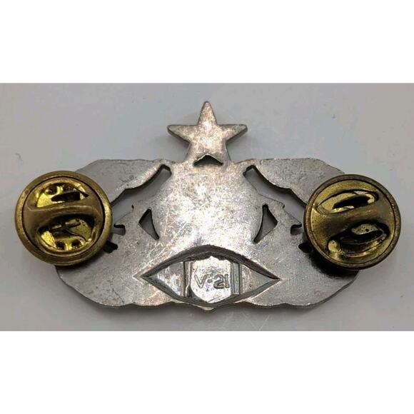 GENUINE U.S. AIR FORCE Badge: Cyberspace Support: Master 9 Level Regulation Size - Picture 2 of 2